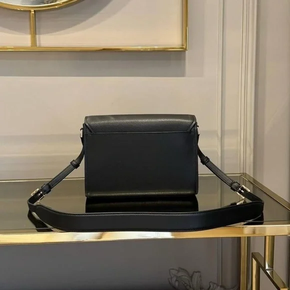 NWT Michael Kors leather MK Crossbody Bag - Picture 3 of 11